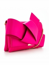 Giant Knot Clutch